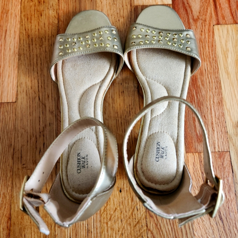 Cushion walk by Avon